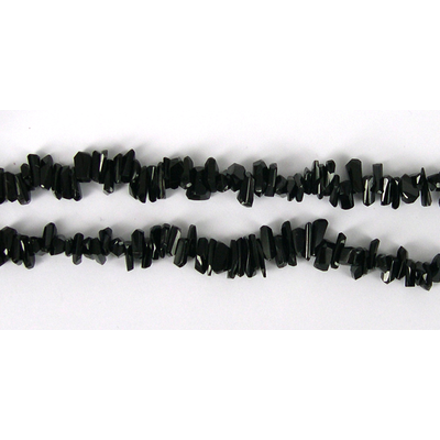 Onyx Faceted Chip approx 10mm beads per strand 135Beads