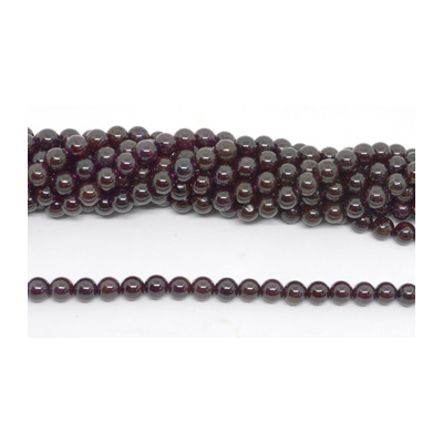 Garnet polished Round 8mm strand 48 beads