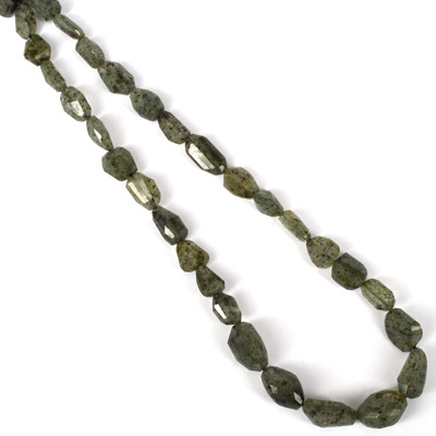 Black Rutile quartz Fac.Nugget app 12x7mm str 30 beads