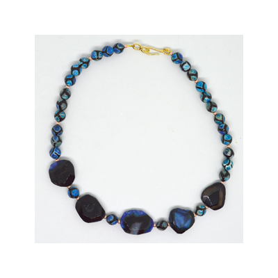 Dark Blue Agate Gold Necklace