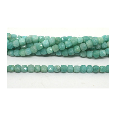 Amazonite african Fac.Cube 8mm Str 52 beads