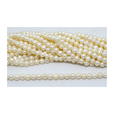 Fresh Water Pearl Potato 7.5x8mm str 49 beads