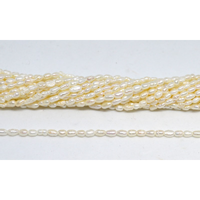 Fresh Water Pearl 2.5-3x4mm Rice strand 52 beads