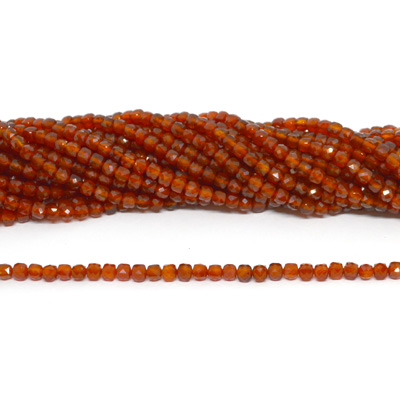 Carnelian Fac.Cube 4x4mm stand 86 beads