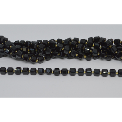 Onyx Faceted Cube 8mm strand 40 beads