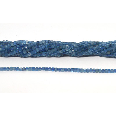 Aquamarine Faceted Cube 2.5mm strand 40cm