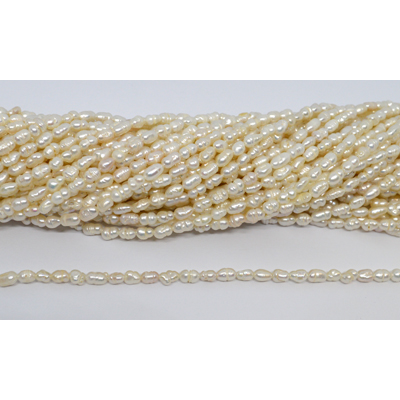 Freshwater Pearl Baroque 4-5mm strand 58 beads