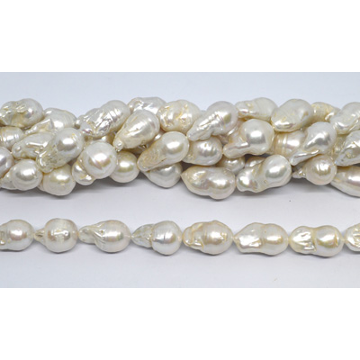 Freshwater Pearl Baroque 13x22 strand 19 beads