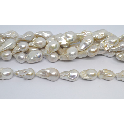 Freshwater Pearl Baroque 15x22 strand 19 beads