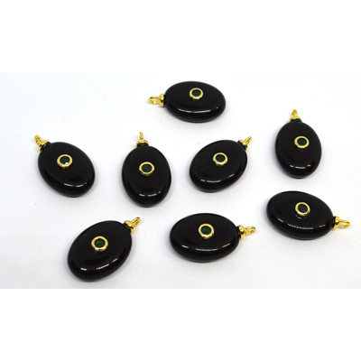 Onyx  15x20mm flat oval pendant with bail