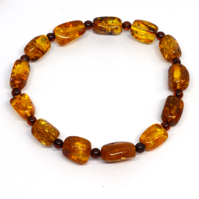 Amber bracelet nugget 9x13mm plus 4mm round