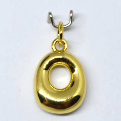 O Bubble Letter Charm 13mm EXCL rings Gold plated Letter Pendant 1 pack