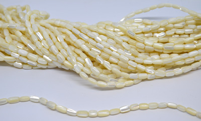 Mother of Pearl (trochus Maculatus) Rice 8x5mm strand
